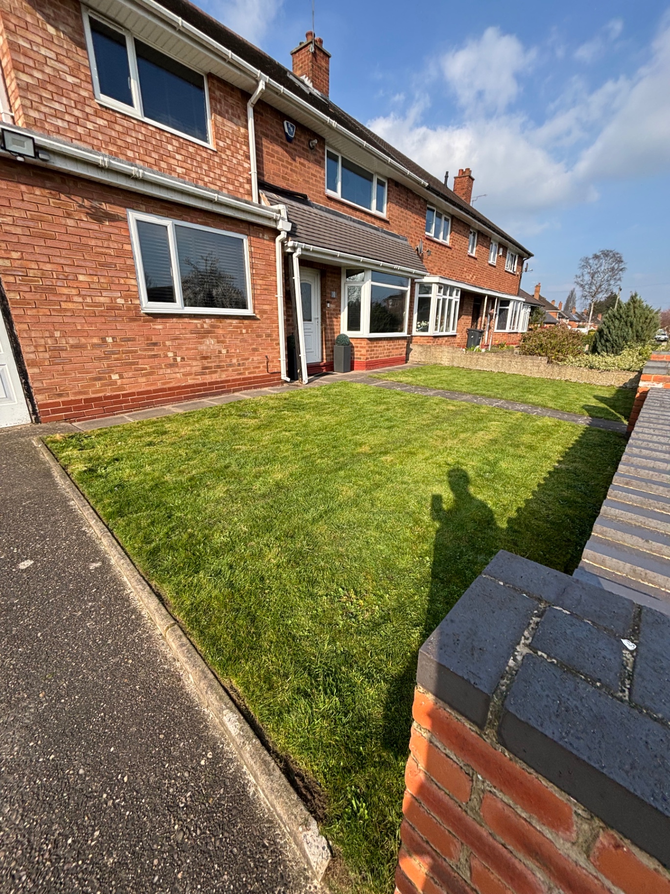 Tidy front garden lawn